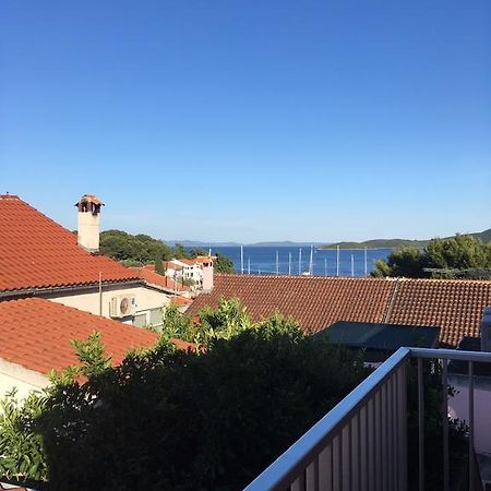 Centre Apartment Božava Zewnętrze zdjęcie