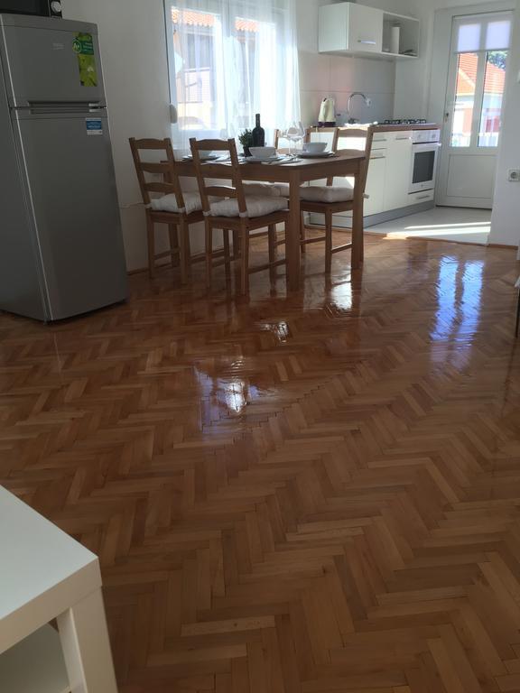 Centre Apartment Božava Zewnętrze zdjęcie